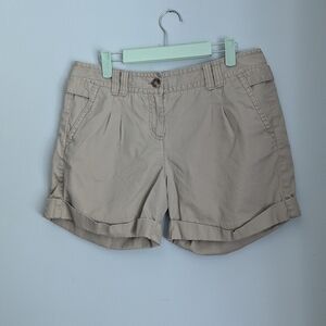 Ann Taylor Women's 8 Pleated Front Rolled Hem Khaki Tan Chino Shorts 211